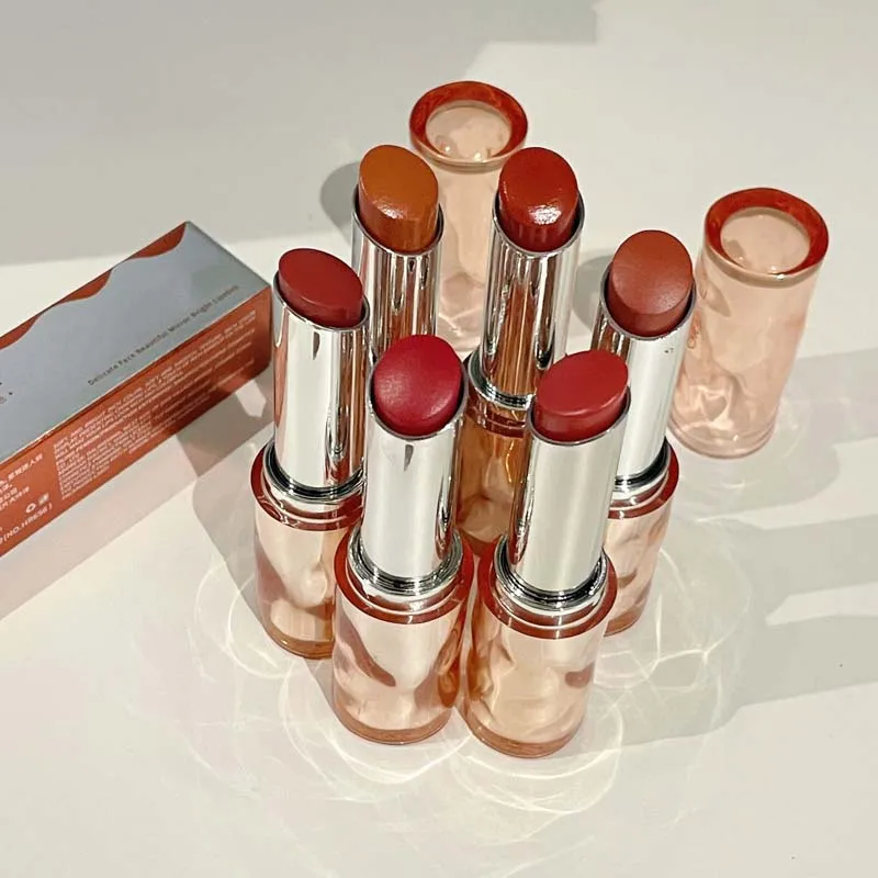 Mirror Light Lipstick Delicate - Beauty Without Makeup review and price