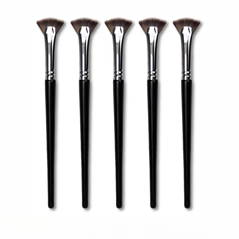 ~1PC Fan-shaped Eyelash Brush  - Beauty No Makeup review and price